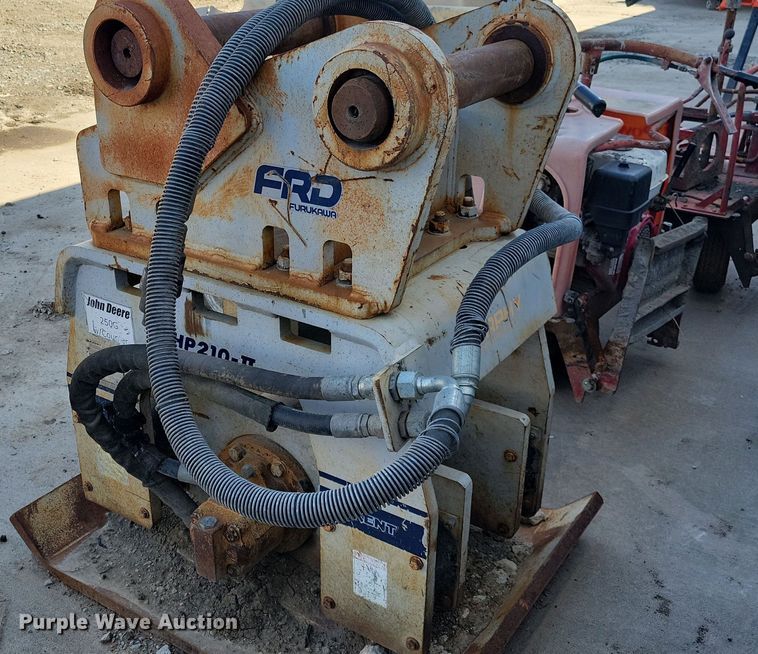 Furukawa HP210-II excavator plate compactor - LC9951
