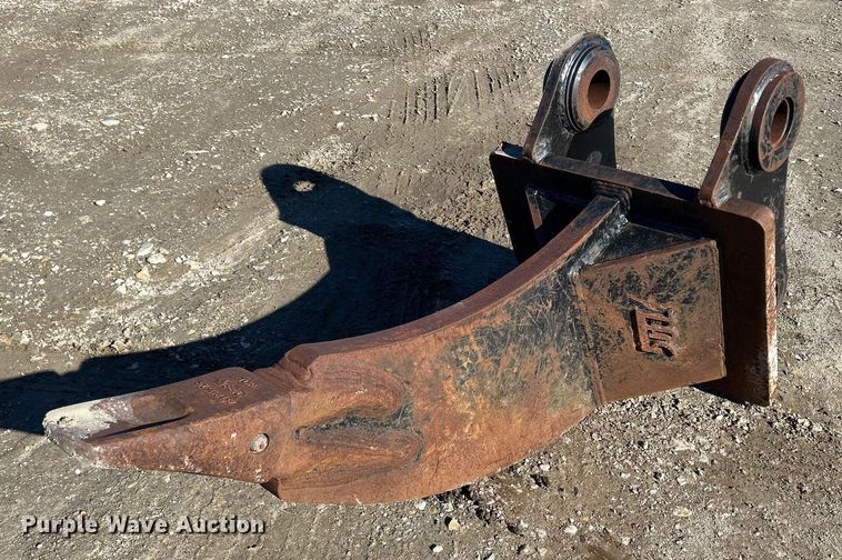 Tag excavator ripper tooth - MO9222