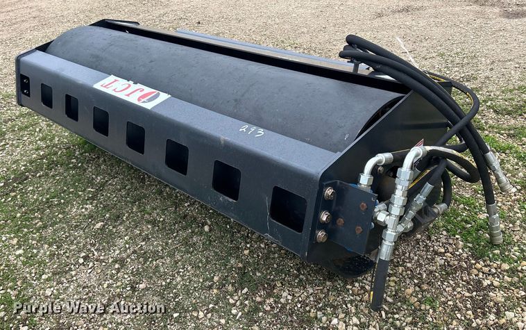JCT 72" W skid steer vibratory roller  - MO9229