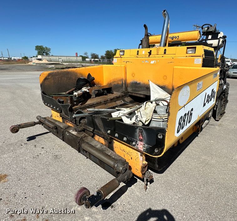 2008 LeeBoy 8816 paver - DK6827