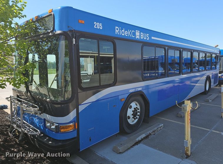 2006 Gillig  G29D102N4 transit bus - DM1618