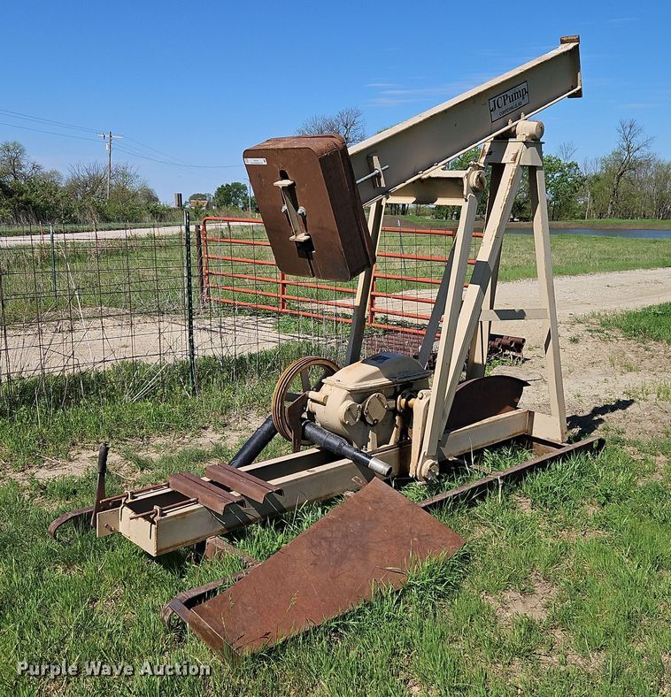 JC Pump Co. pump jack - EI3742