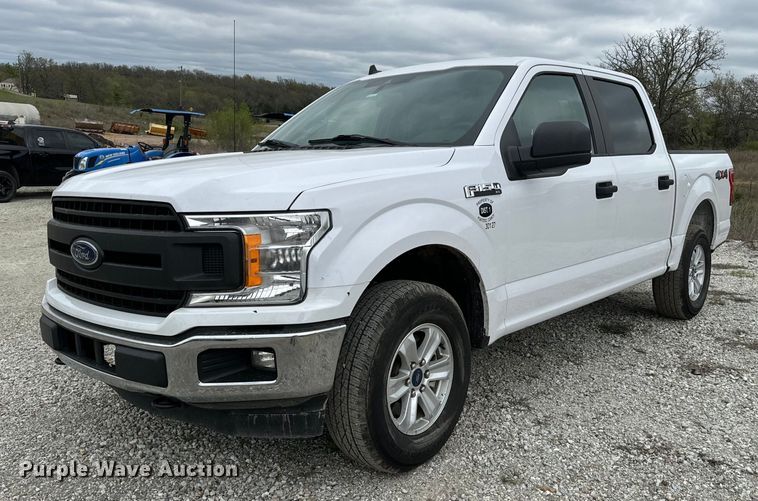 2020 Ford  F150 SuperCrew pickup truck - EJ0402