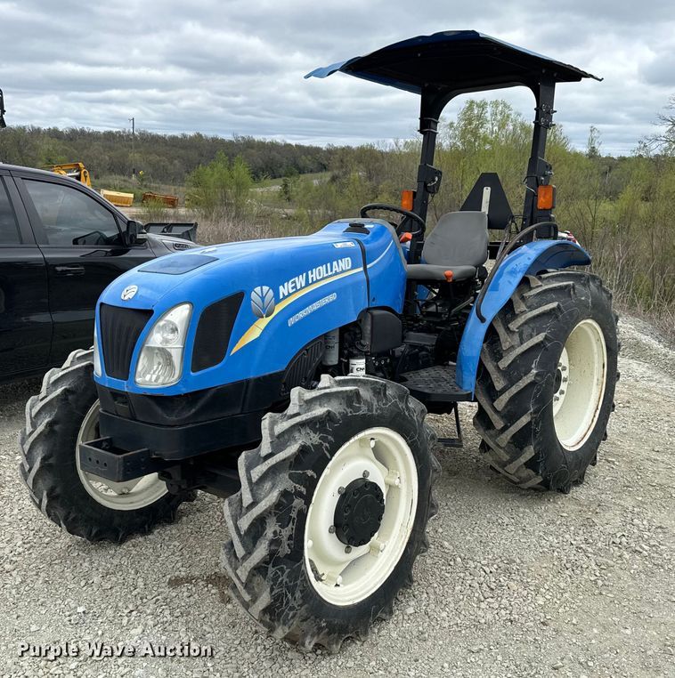 2016 New Holland Workmaster 60 MFWD tractor - EJ0405