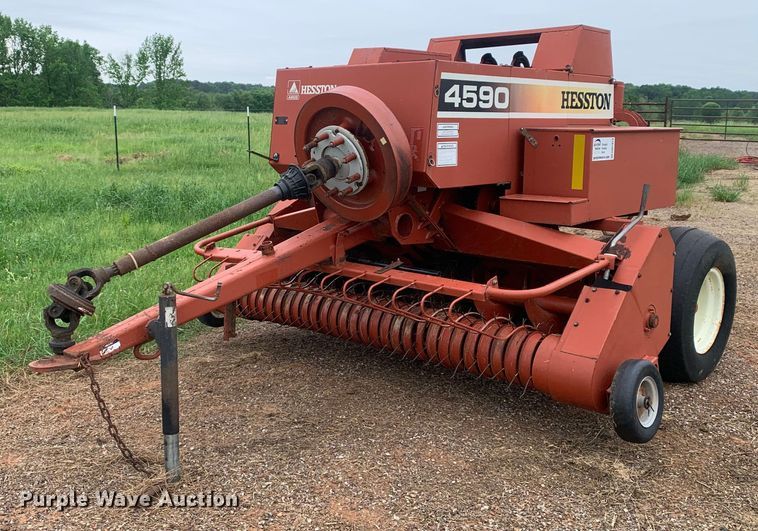 2003 Hesston 4590 small square baler - DM7813
