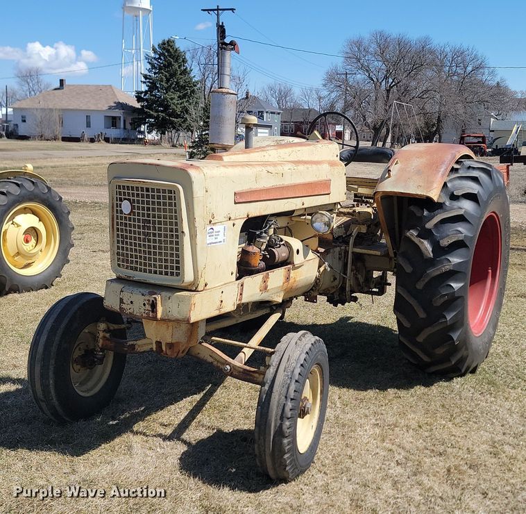 Cockshutt  550 tractor - DP5666