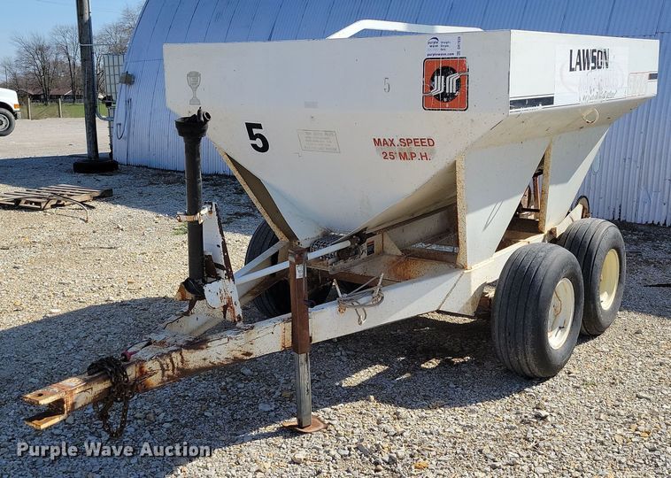 Willmar 500 spreader - DR7939