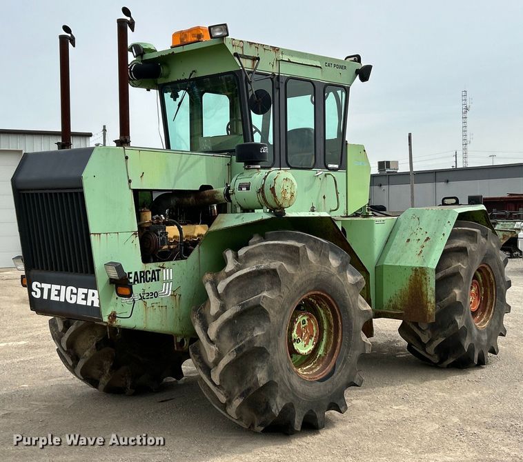 Steiger Bearcat III ST220  4WD tractor - EK4471