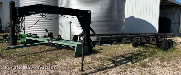 Diamond Resources hay bale trailer - LU9835