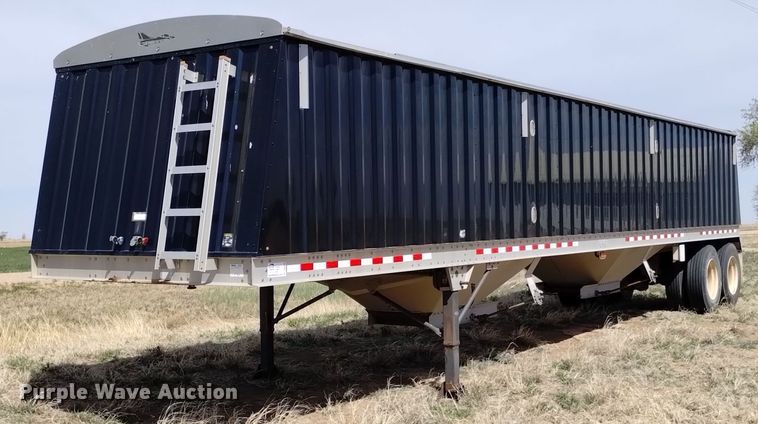 2011 Jet grain trailer - DQ6070