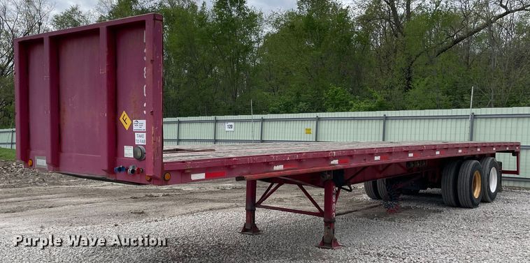 1997 Clark  flatbed trailer - DS5501