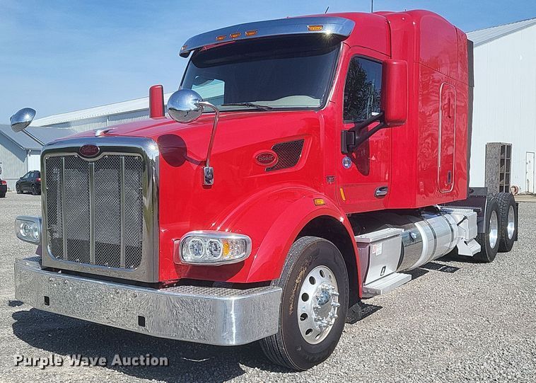 2019 Peterbilt  567 semi truck - EJ7949