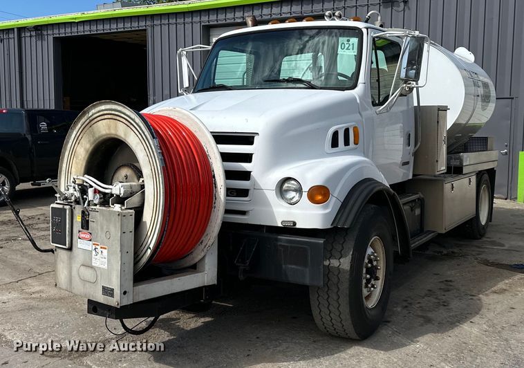 2003 Sterling L-Line sewer jetter truck - NT9126