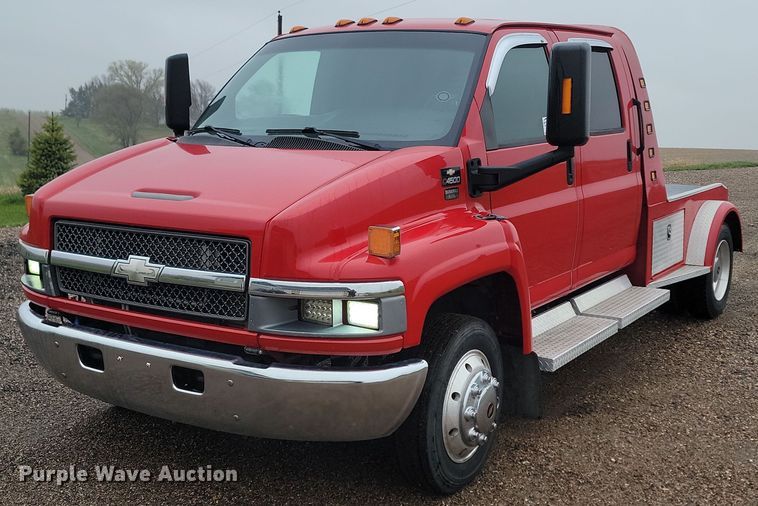 2008 Chevrolet  C4500  flatbed truck - DP3572