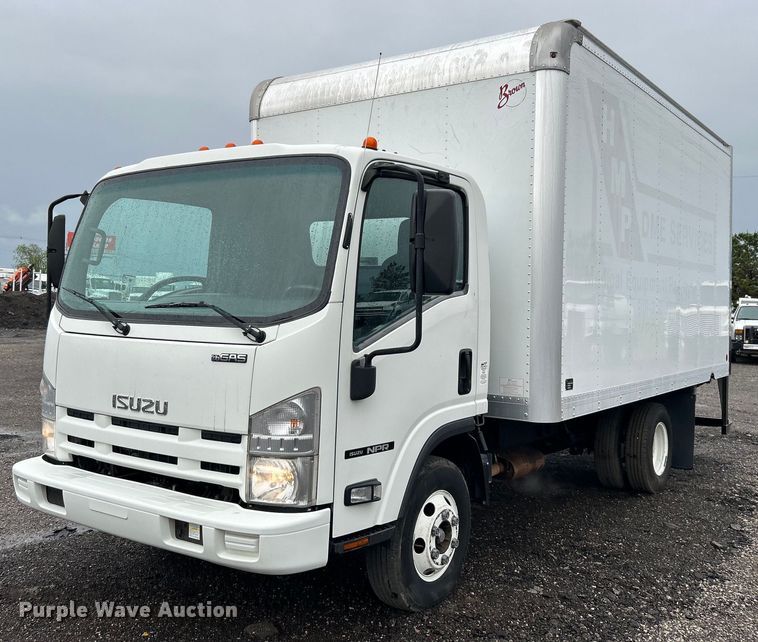 2015 Isuzu  NPR box truck - EG1500
