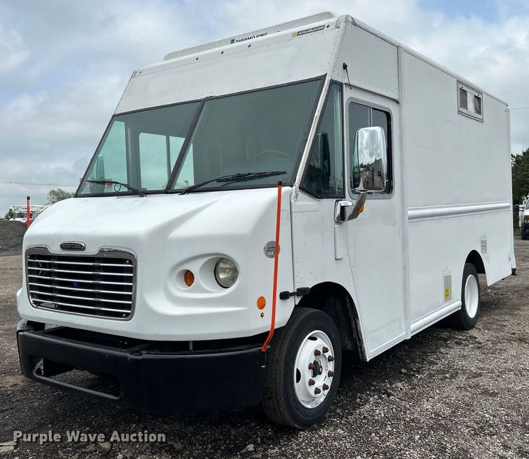 2018 Freightliner  MT45 delivery truck - EG1513