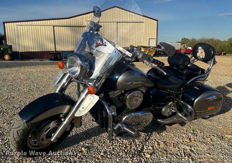 2005 Kawasaki  Vulcan 1600 motorcycle - EH6690