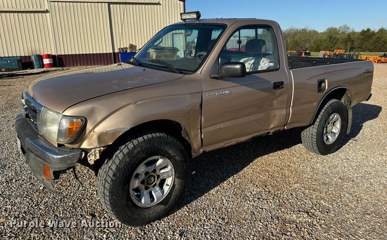 1999 Toyota  Tacoma pickup truck - EH6692