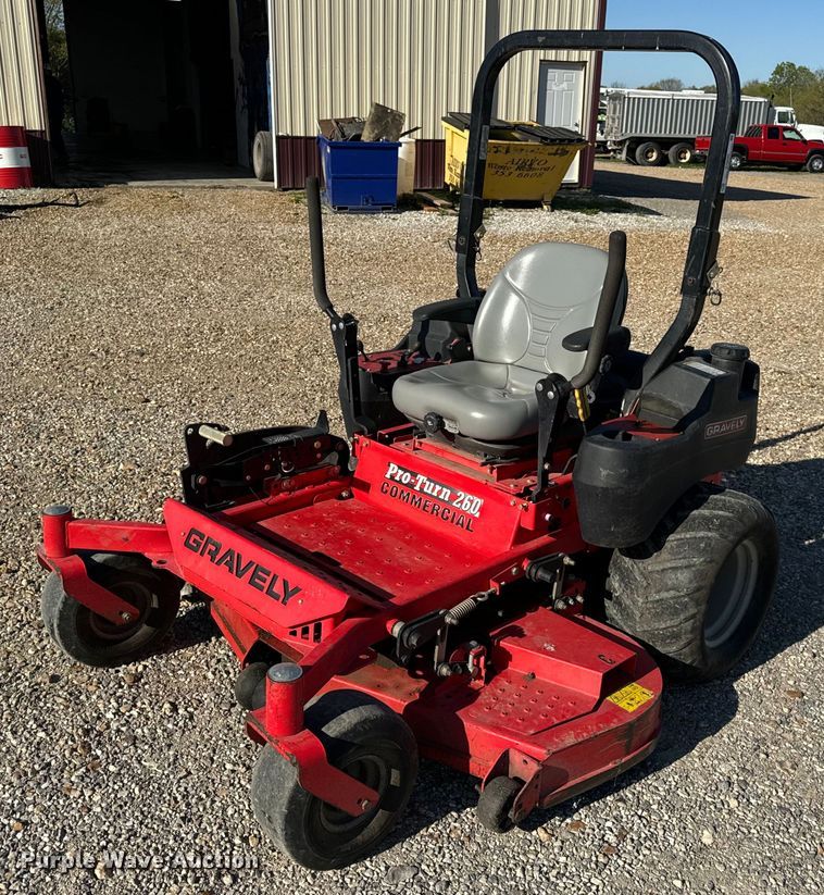 Gravely Pro-Turn 260 ZTR lawn mower - EH6695