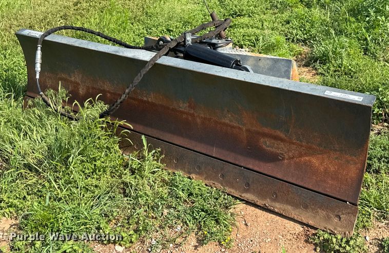 John Deere DB96 skid steer dozer blade - EJ0616