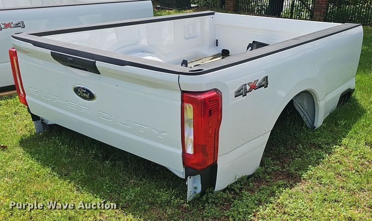 Ford F250 Pickup truck bed - EJ5355