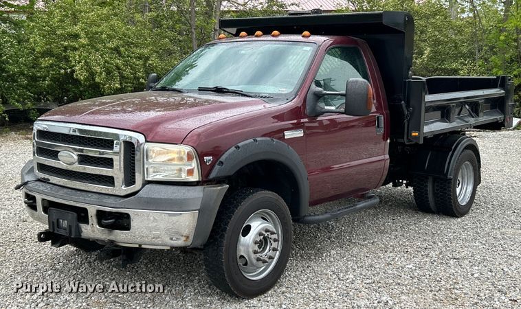 2005 Ford F550 Super Duty XLT dump truck - EK4560