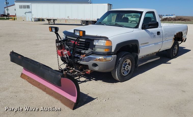 2006 GMC Sierra 2500HD pickup truck - LC9977