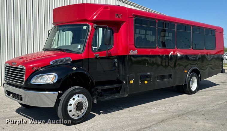 2015 Freightliner Business Class M2 shuttle bus - ND9226