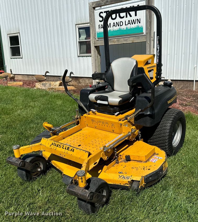 Hustler Super Z Hyperdrive 934919 ZTR lawn mower  - NL9723