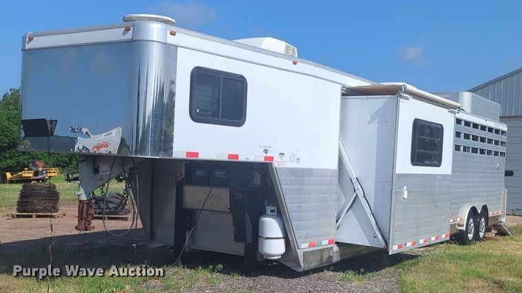 2006 Integrity livestock trailer - NZ9688