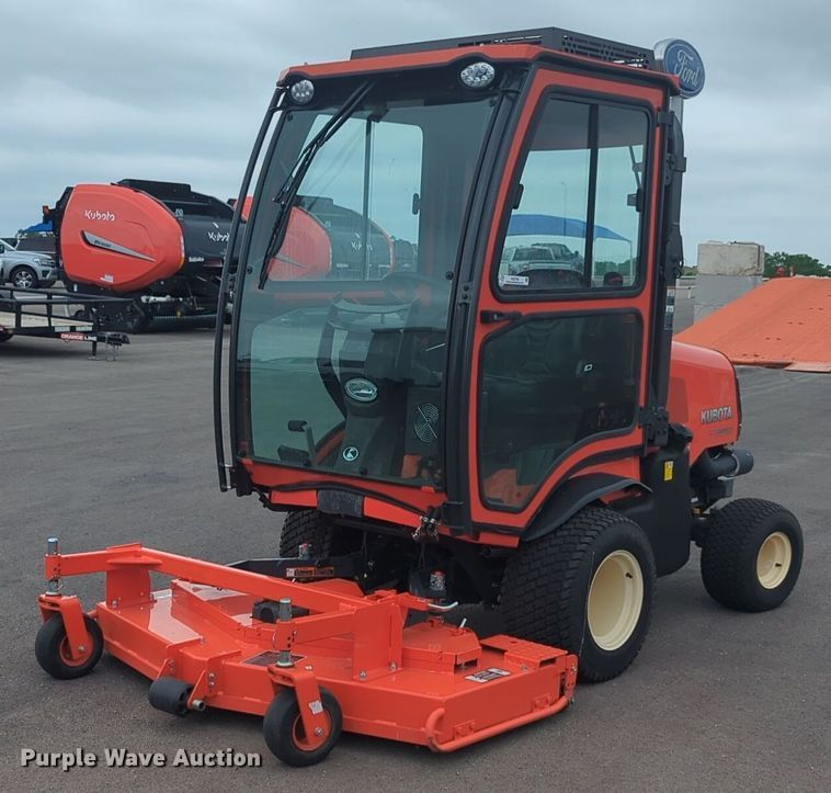 2018 Kubota  F3990 lawn mower - NZ9700