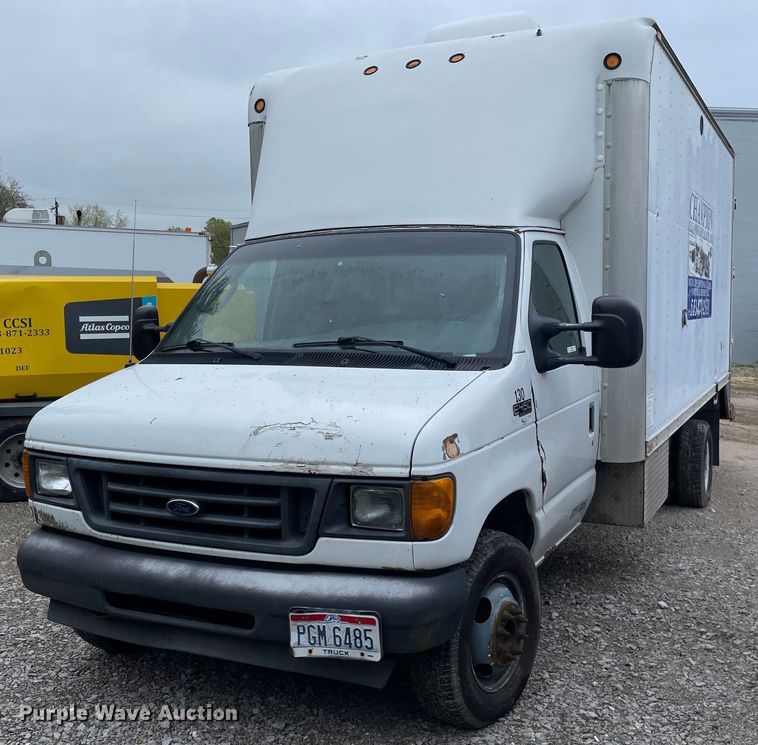 2003 Ford  E450 Super Duty  sewer inspection truck  - OG9886