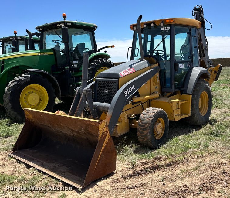 2011 John Deere 310J backhoe - DG4367