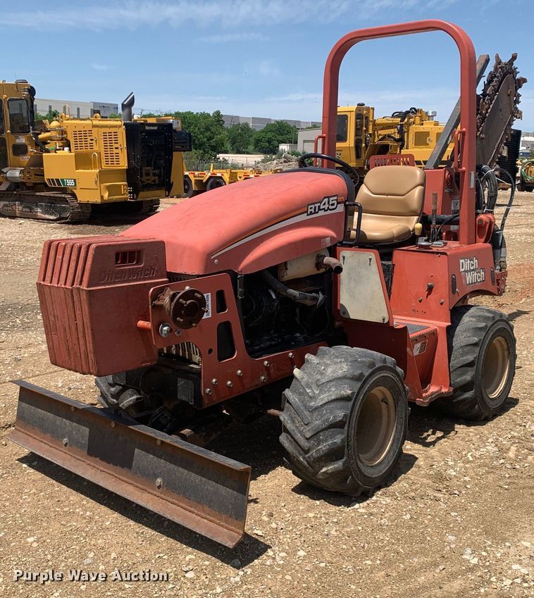 2013 Ditch Witch RT45 trencher - DM7806