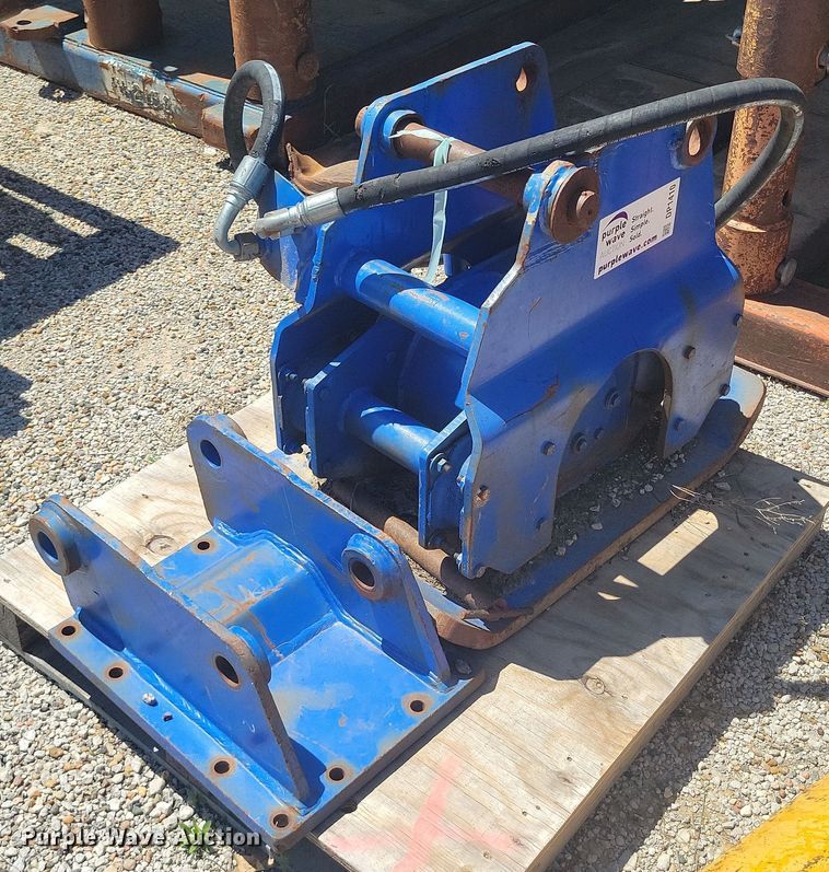 Tramac plate compactor - DP1410