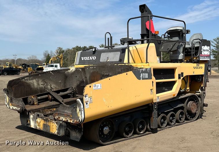 2016 Volvo P7110 paver - DQ0799