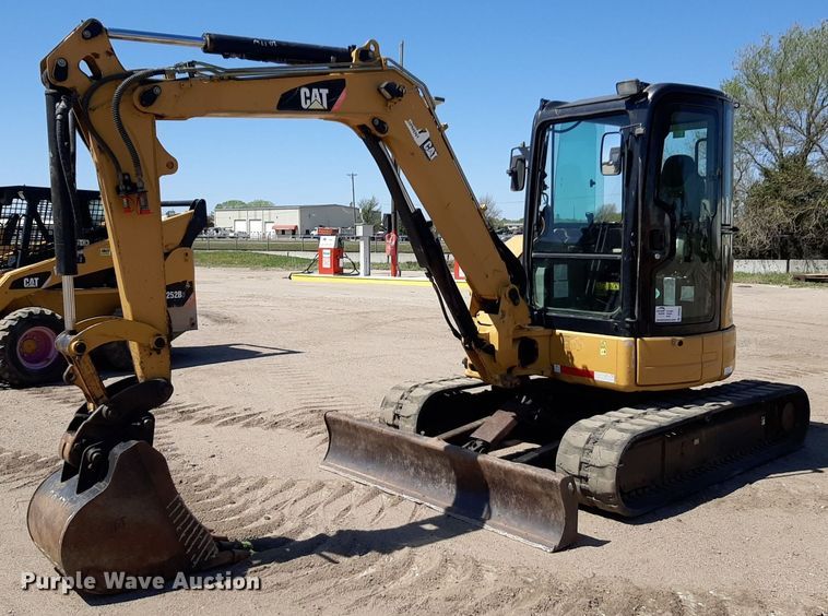 2009 Caterpillar 304C CR mini excavator - DQ6963
