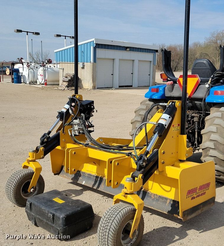 Hitch Doc Dual Dozer laser controlled box blade - DR4285