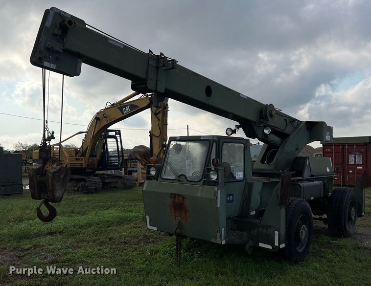 Lorain LRT-100 crane - DS2987