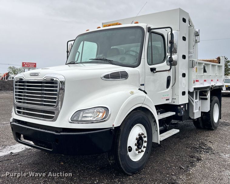 2015 Freightliner  Business Class M2 dump truck - EG1501