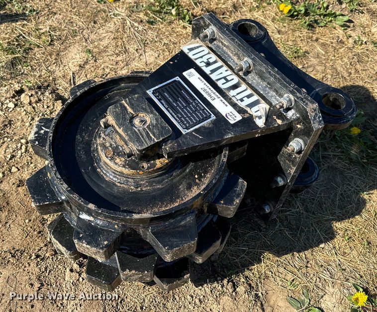 2024 GIYI excavator compaction wheel - EH6697