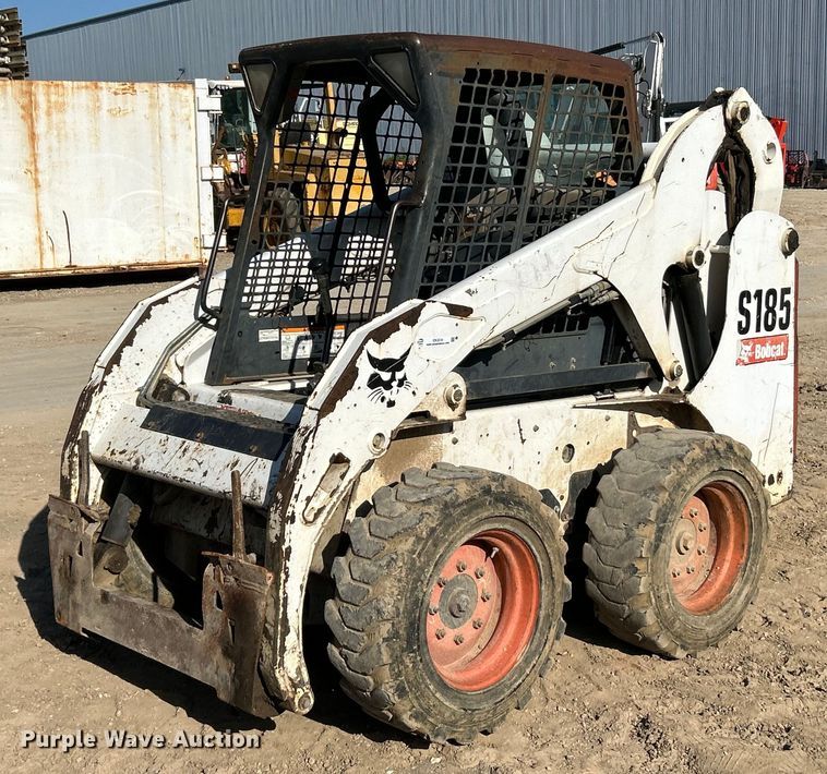 2010 Bobcat S185 skid steer loader - EK4510