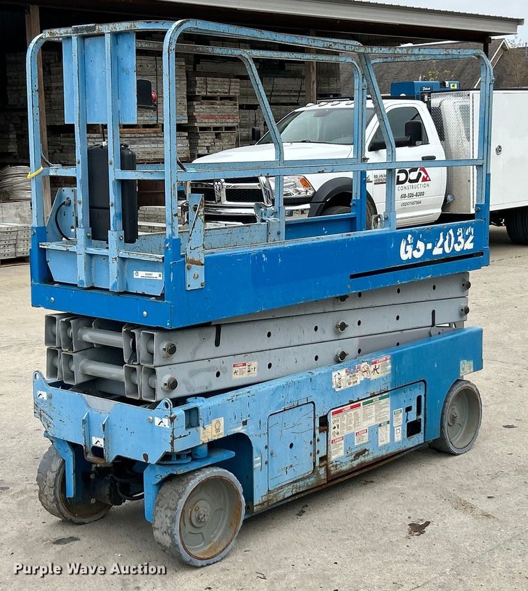 2007 Genie GS-2032 scissor lift - EK4557