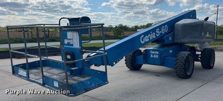 2005 Genie S-60 boom lift - LD9489