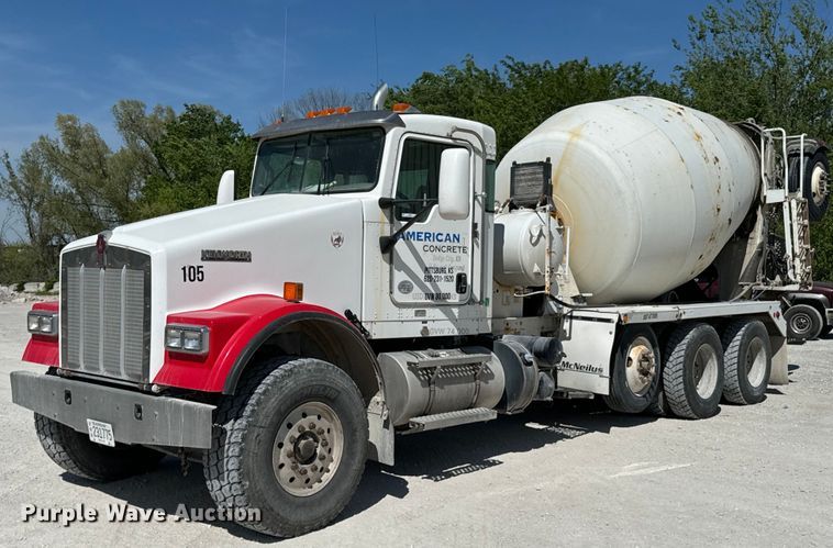 2016 Kenworth W900 ready mix truck - ND9261