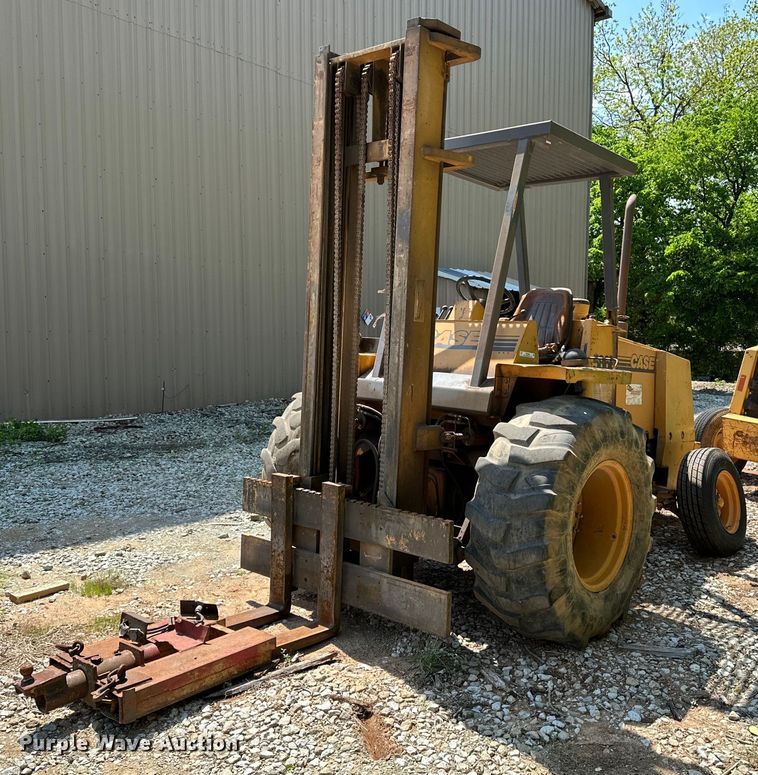 1999 Case 586E forklift - NR9806