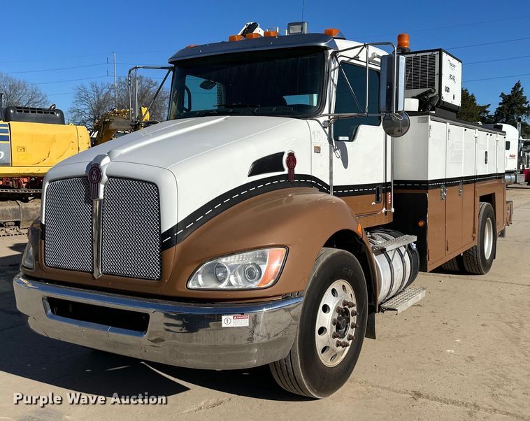 2017 Kenworth T370 utility / service truck - NT9085