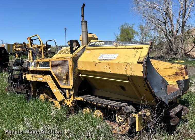 2000 Caterpillar  AP-650B paver - OE9194