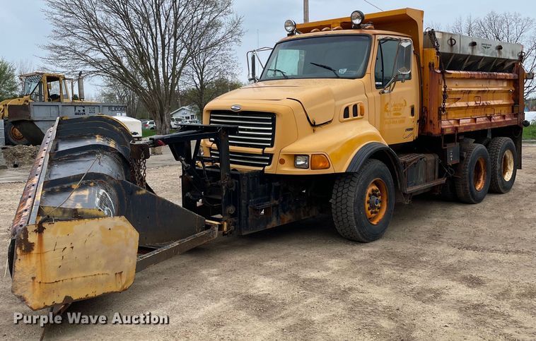 2000 Sterling  L8500 dump truck - OG9882