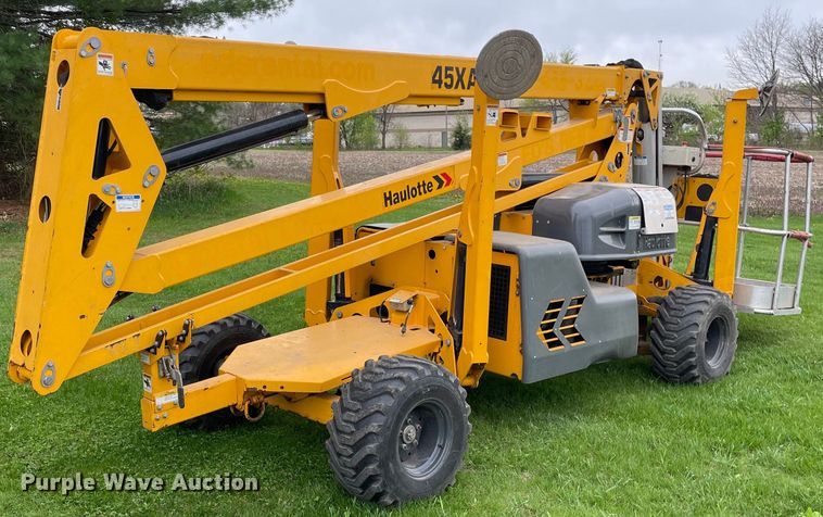 2017 Haulotte  45XA boom lift - OG9902